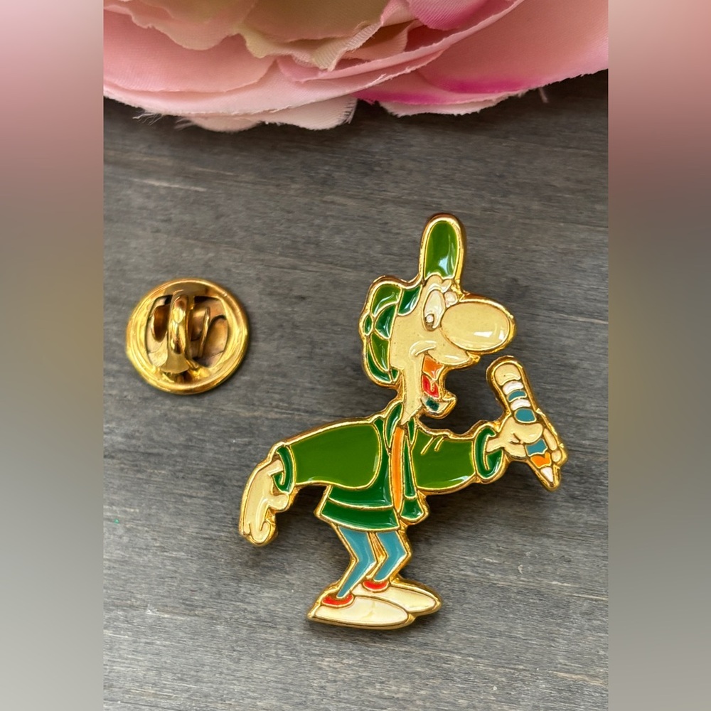 Disney Institute Squash McStretch with Pencil Pin 1990s 1/5000